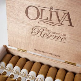 Oliva Connecticut Reserve Double Toro (Gordo) - 10 cigars open box