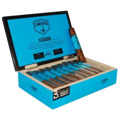 Camacho Ecuador Robusto - opened box