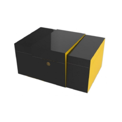 Cohiba Lacado Humidor - exterior