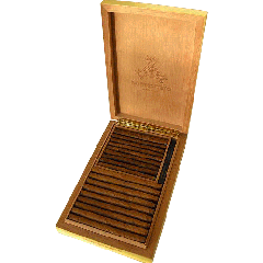 Montecristo Club Humidor - 50 cigars - Open Humidor